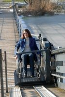 Treppenlift Plattformlift Rollstuhllift Behindertenaufzug T100 Patientenlifter Gesamtansicht