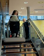 Treppenlift Plattformlift Rollstuhllift Behindertenaufzug Delta Patientenlifter Rückansicht